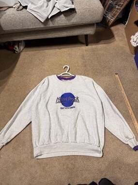 Vintage 90s Hard Rock Cafe Skydome Toronto Grey Crewneck Sweatshirt XL